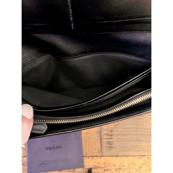 PRADA Black Saffiano Leather Continental Bow Wallet W/Authenticity Card and Box - Picture 11 of 16